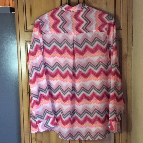 FINAL SALE PRICE Semi Sheer New Directions Blouse in Medium - Picture 5 of 7